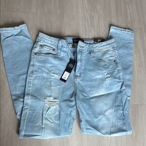 BRAND NEW Fashion Nova Women's Light Blue Distressed Jeans